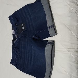 Vera Wang denim shorts